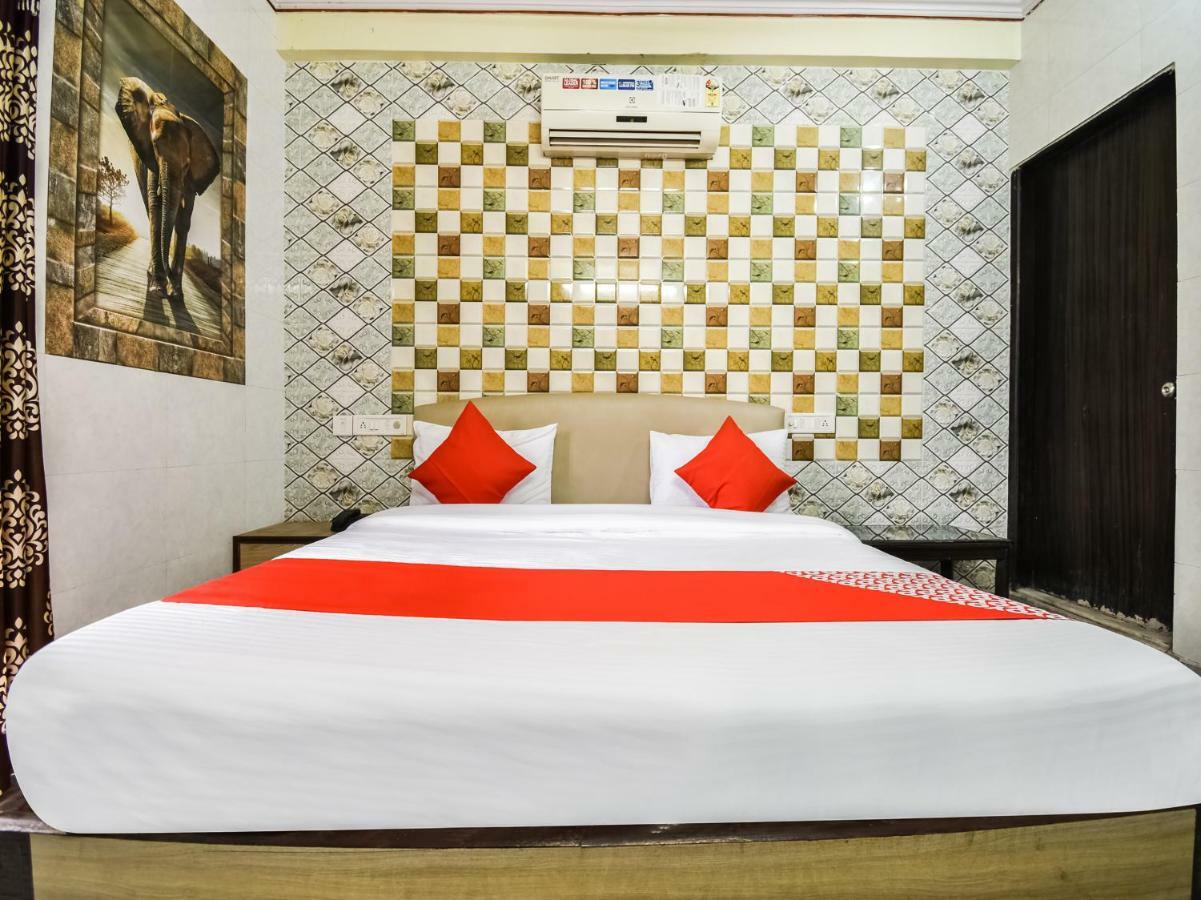 Oyo 48665 Kesar Palace Amer Dış mekan fotoğraf