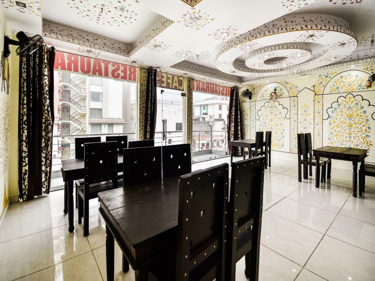 Oyo 48665 Kesar Palace Amer Dış mekan fotoğraf