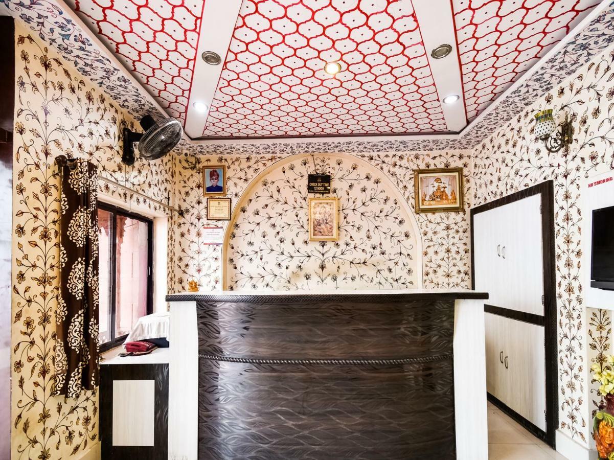 Oyo 48665 Kesar Palace Amer Dış mekan fotoğraf